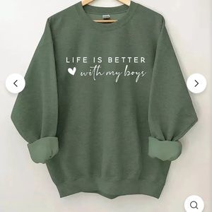 NWT sweatshirt